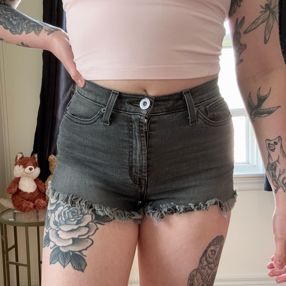 Vintage‎ Guess Cut Off Jean Shorts